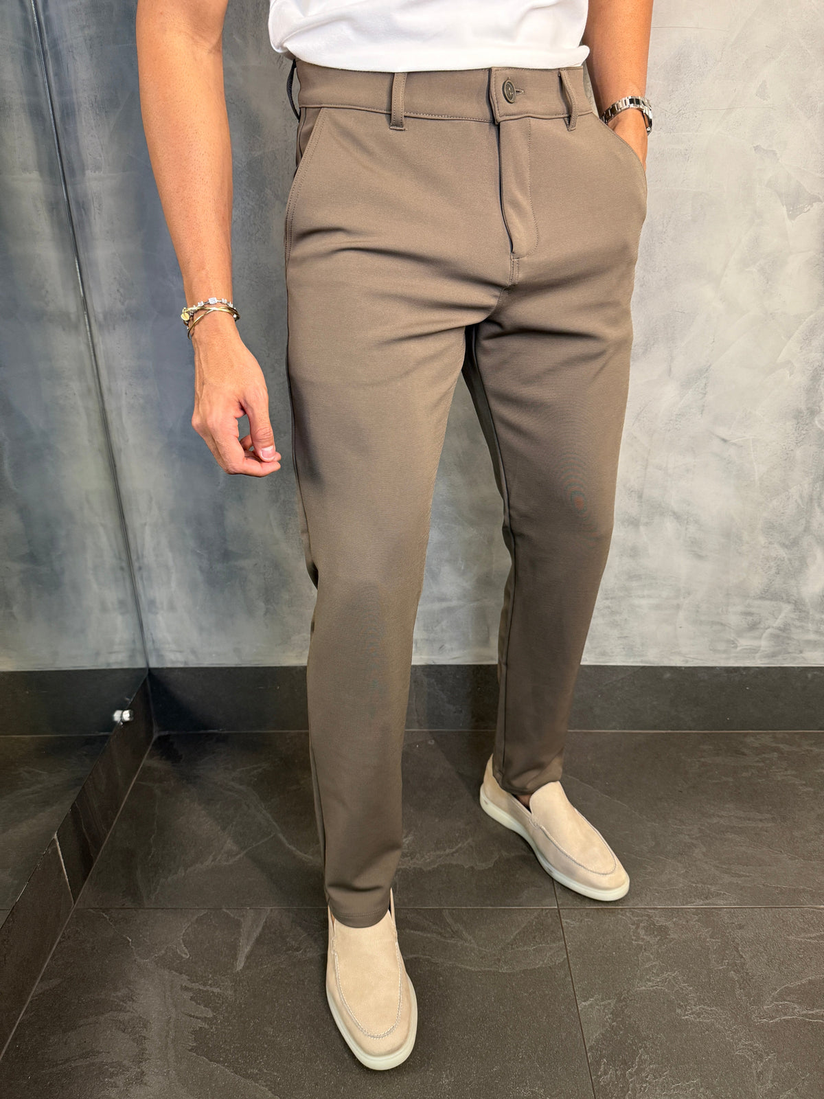 CALÇA MALHA ROMA DLZ MARROM FUNGHI