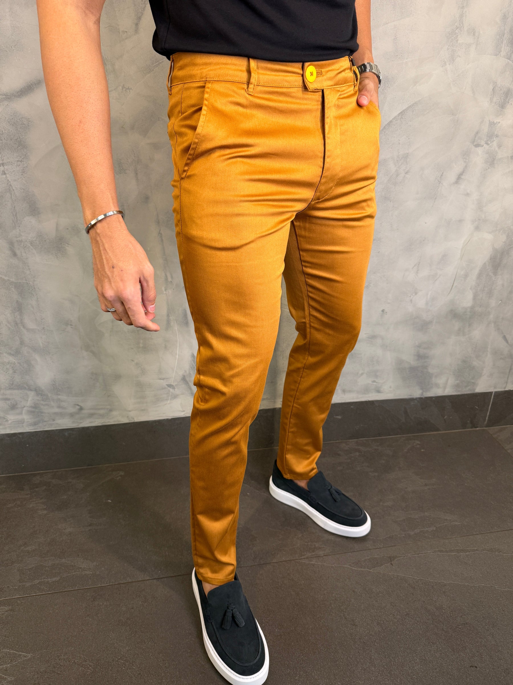 CALÇA SARJA ACETINADA PONTO H FERRUGEM