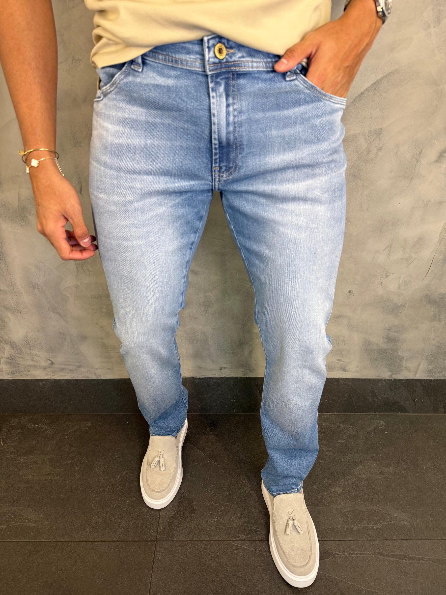 CALÇA JEANS SLIM SELECT DLZ JEANS CLARO