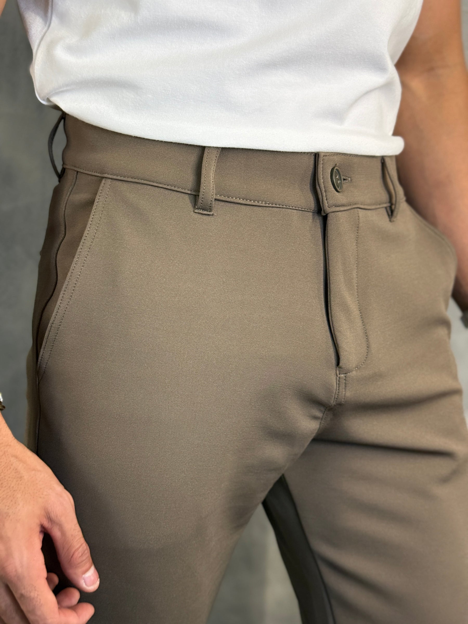 CALÇA MALHA ROMA DLZ MARROM FUNGHI