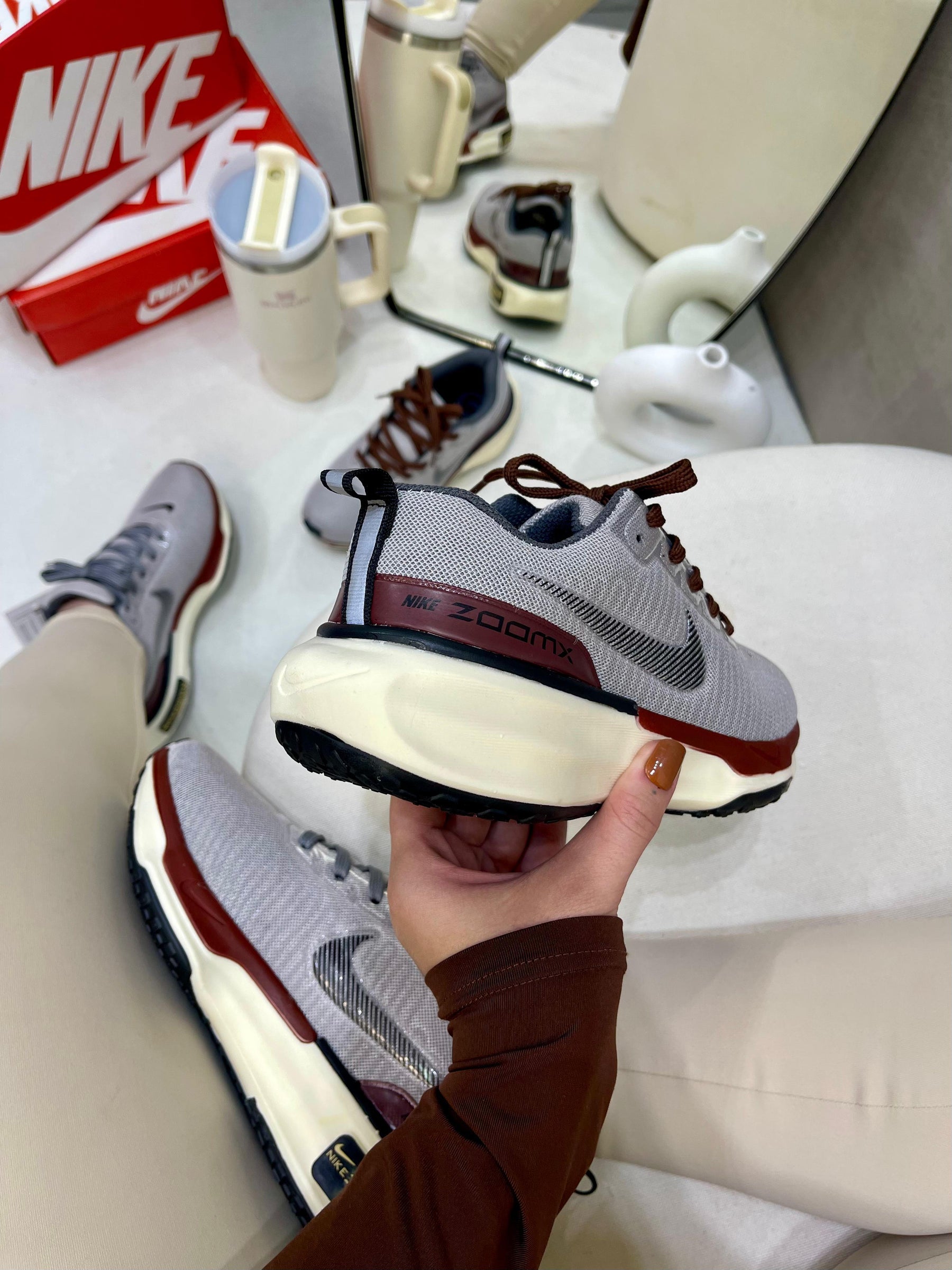 Tênis Feminino Zoomx 04 (2 Pares Cadarços)