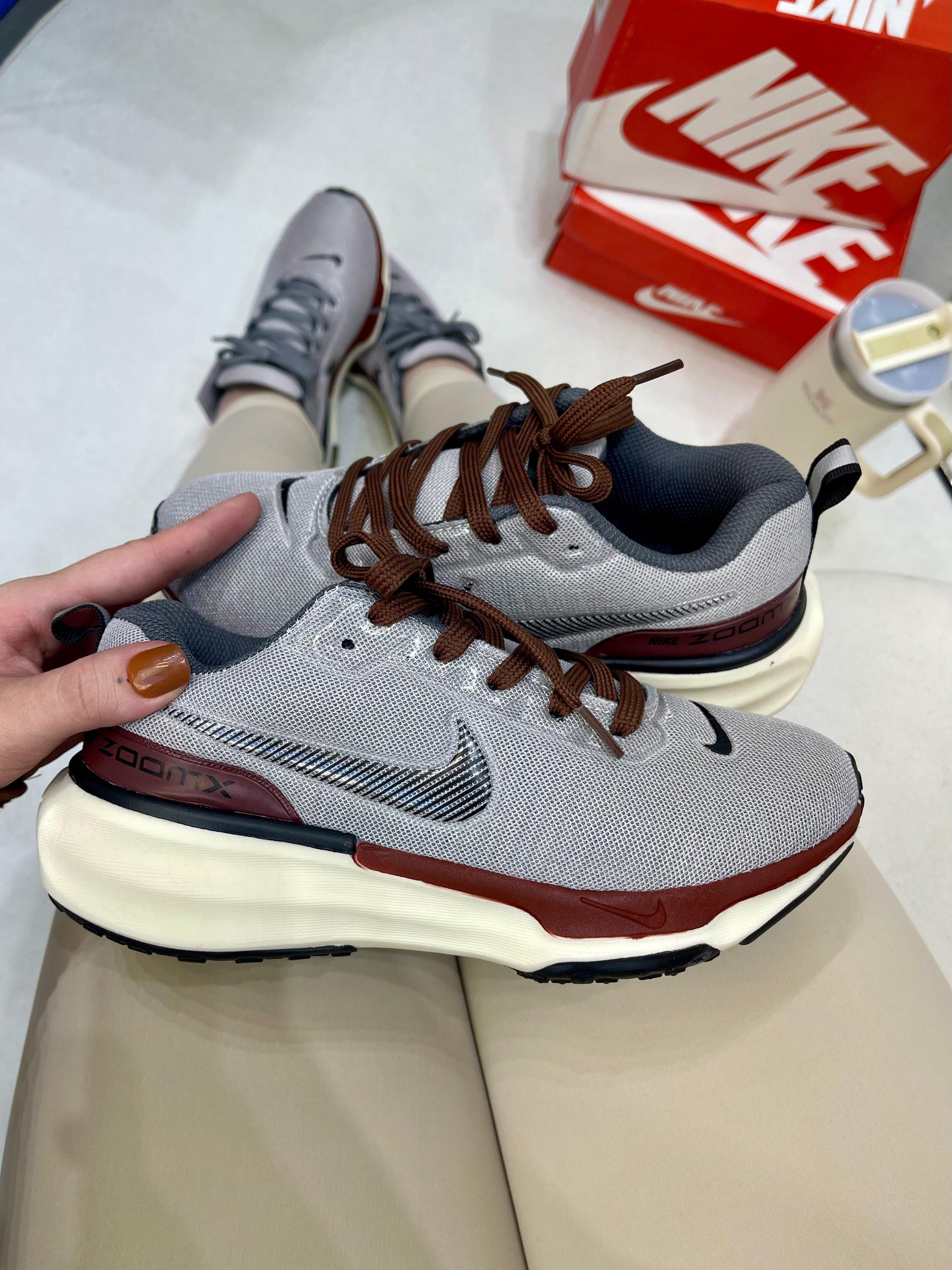 Tênis Feminino Zoomx 04 (2 Pares Cadarços)